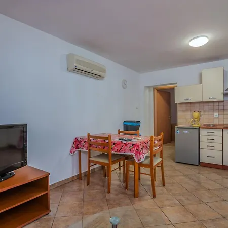 Katja 1 By Interhome Apartament