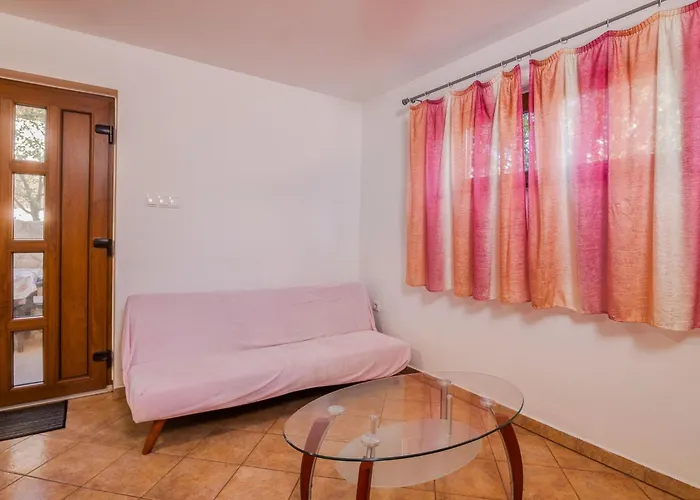 Katja 1 By Interhome Njivice