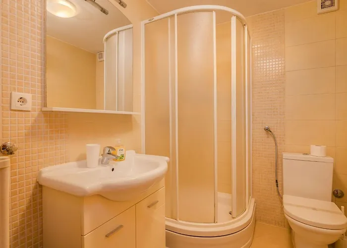 Apartment Katja 1 By Interhome Njivice